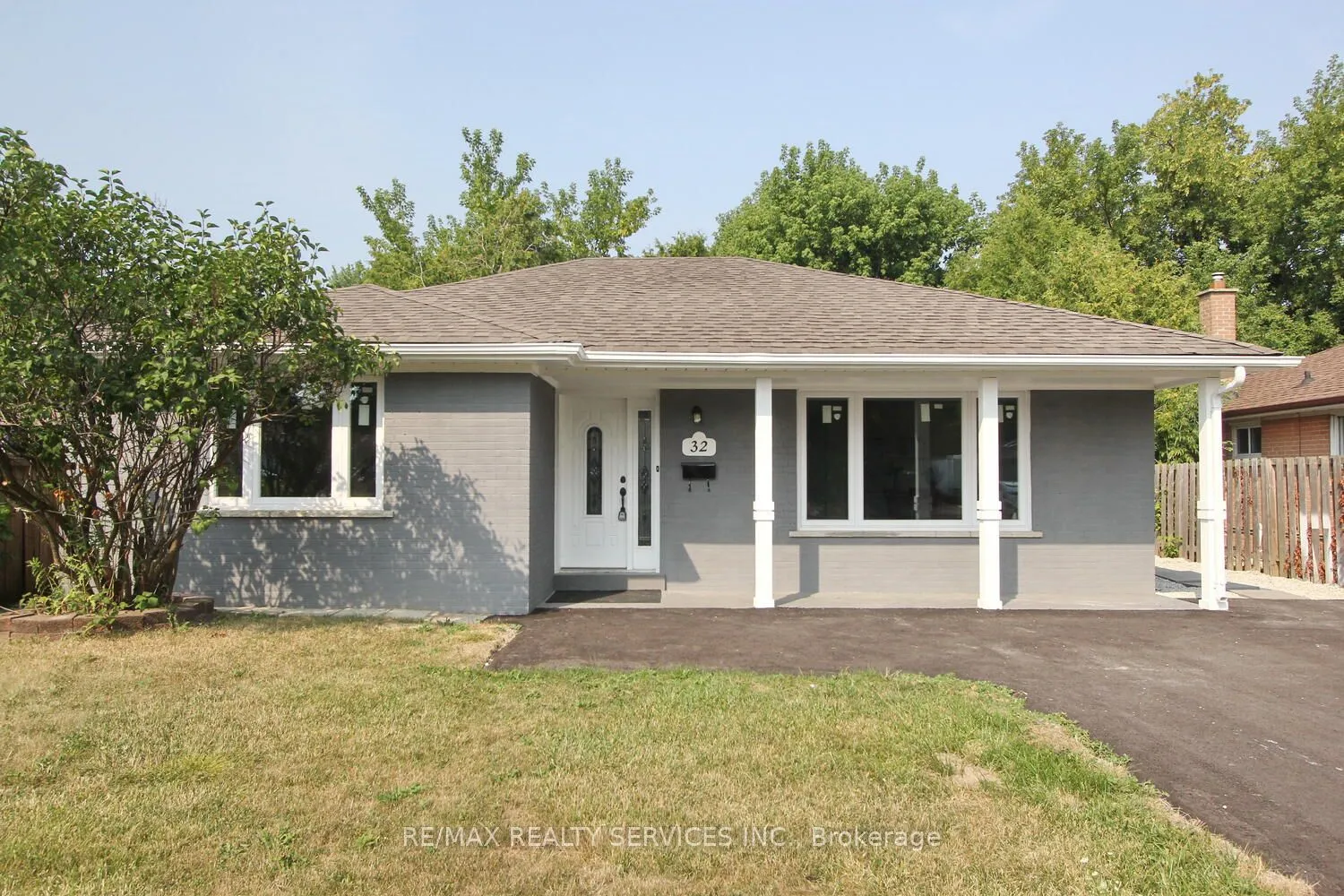 32 Sanford Crescent, ON L6X 2C3