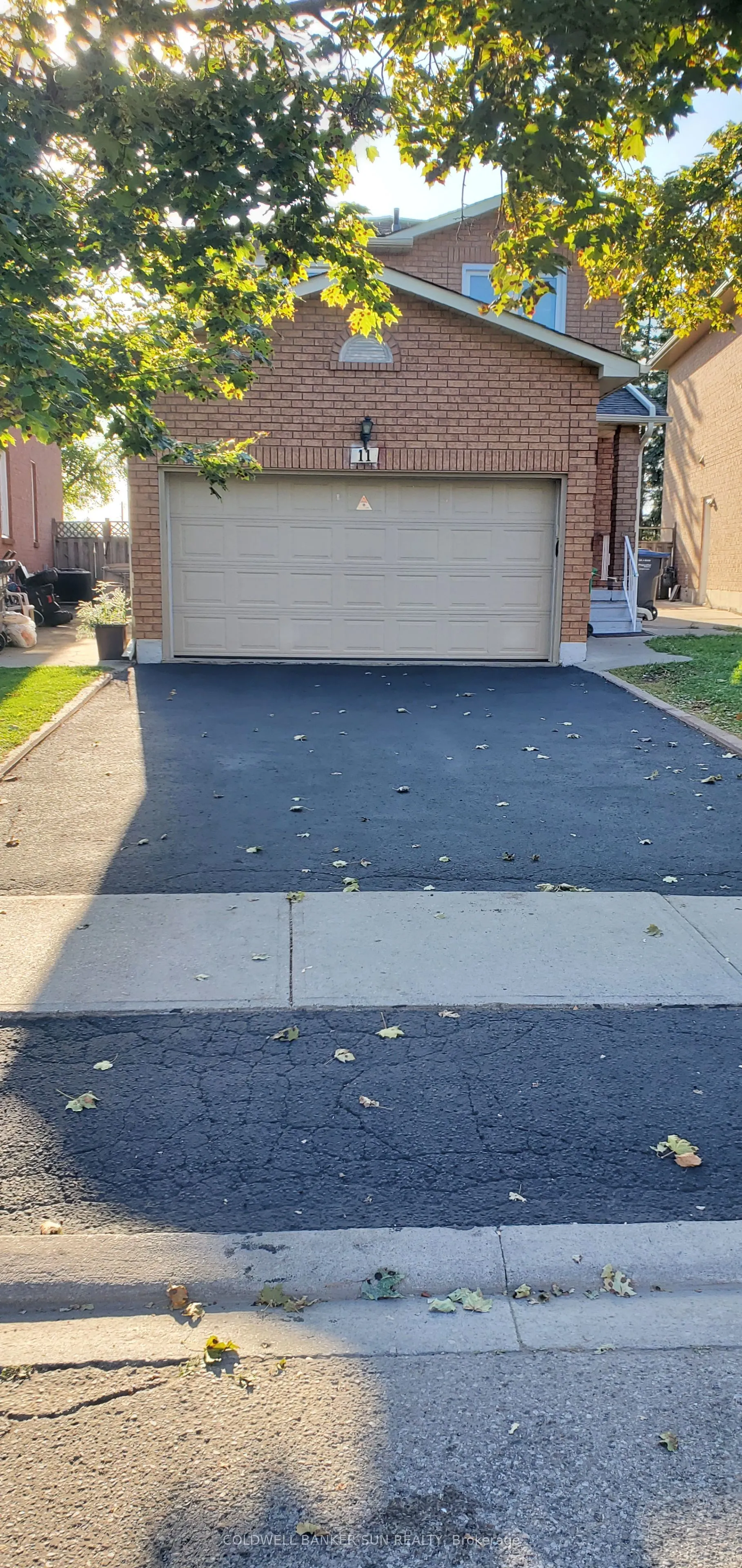 11 Toba Crescent, ON L6Z 4R6