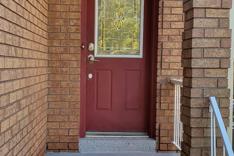 11 Toba Crescent, ON L6Z 4R6