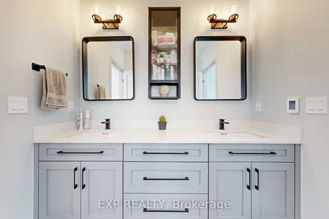 169 Euston Road, ON L7L 4V7