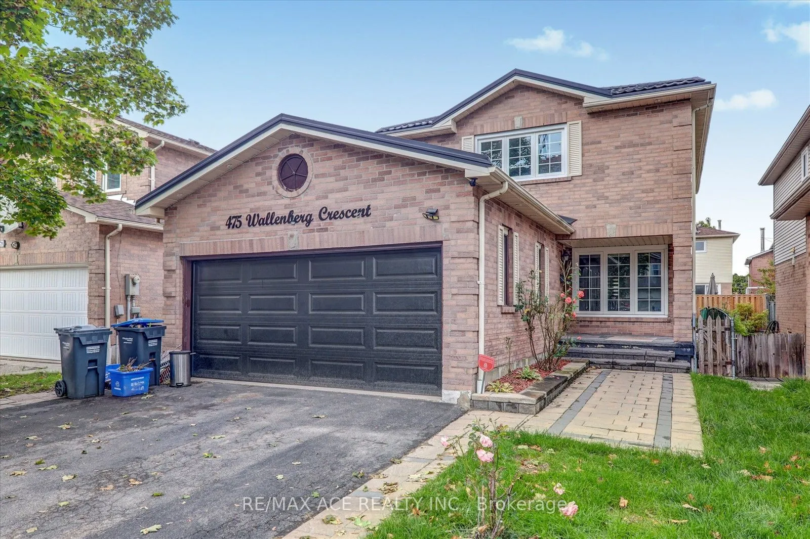 475 Wallenberg Crescent, ON L5B 3M2
