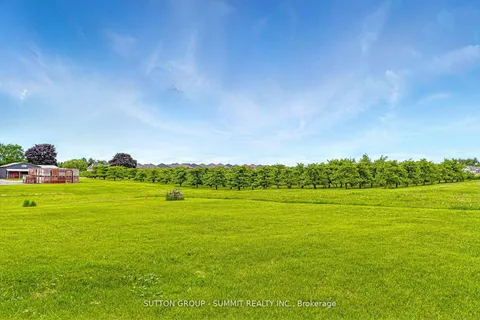 8555 Heritage Road, ON L6Y 0E4