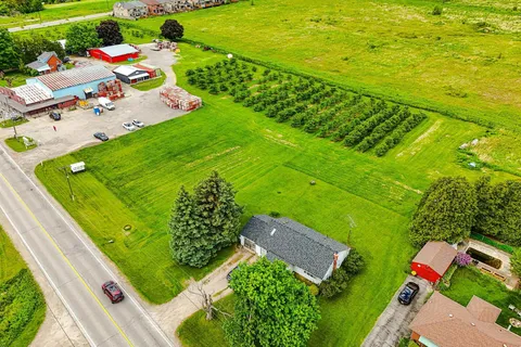 8555 Heritage Road, ON L6Y 0E4