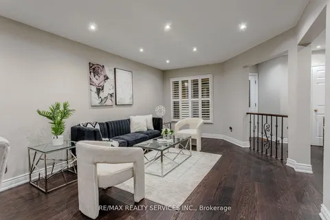 32 Heddon Court, ON L6Z 4H2