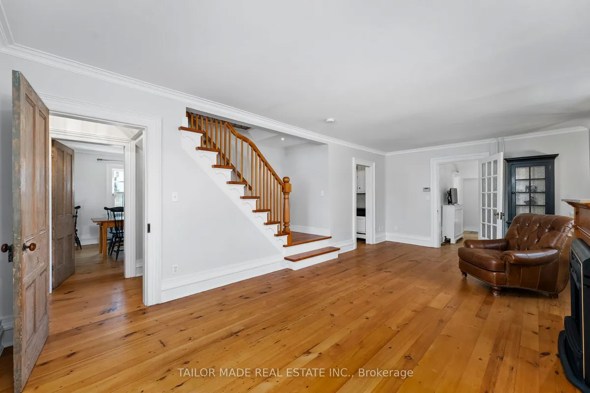 19 Isabella Street, ON L6X 1P4