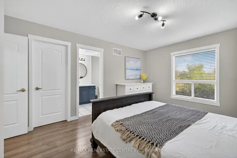 103 Hunter Road, ON L9W 5C2