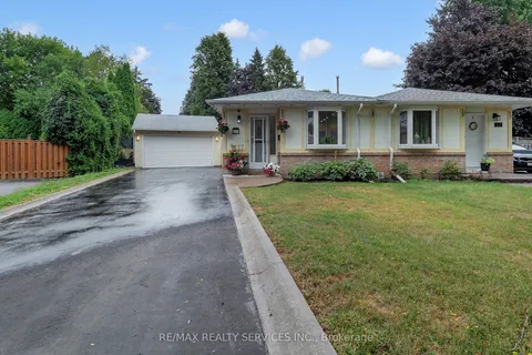 10 Minton Place, ON L6S 2S7