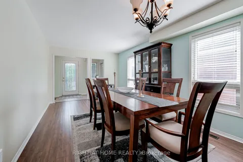 12 Joywill Court, ON L7A 3T8