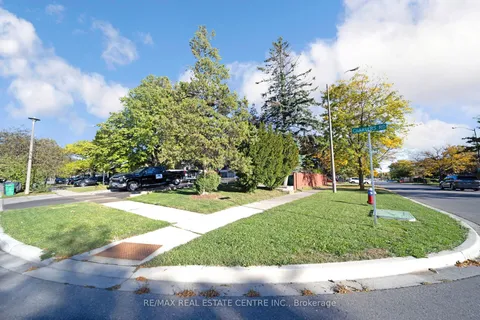 2 Charters Road, ON L6V 2S5