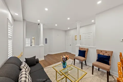 3265 Cabano Crescent, ON L5M 0B9