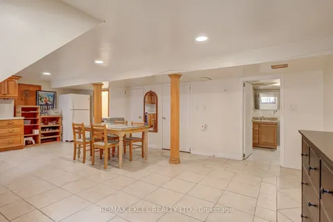 45 Stanmills Road, ON M8Z 1Y1