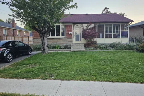 101 McMurchy Avenue, ON L6Y 1Y7