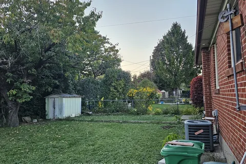 101 McMurchy Avenue, ON L6Y 1Y7