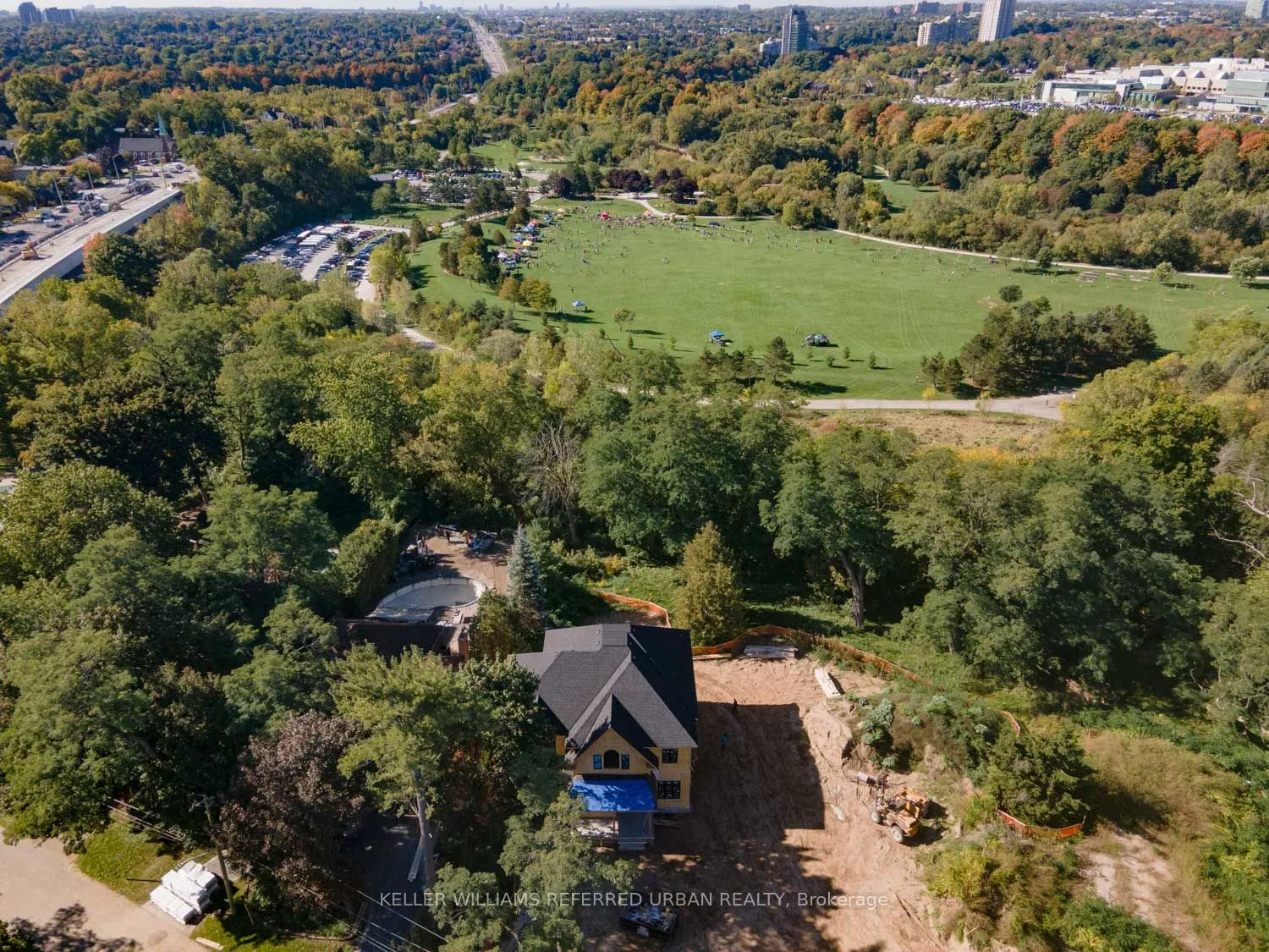 1429 Dundas Crescent, ON L5C 1E8