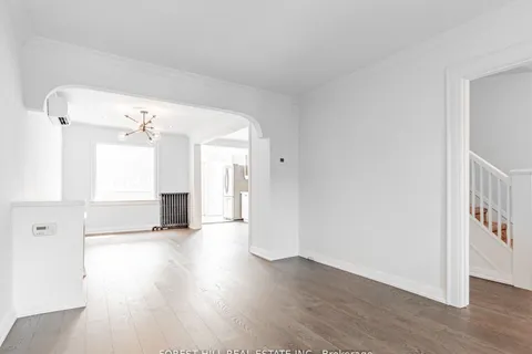 123 Bowie Avenue, ON M6E 2P8