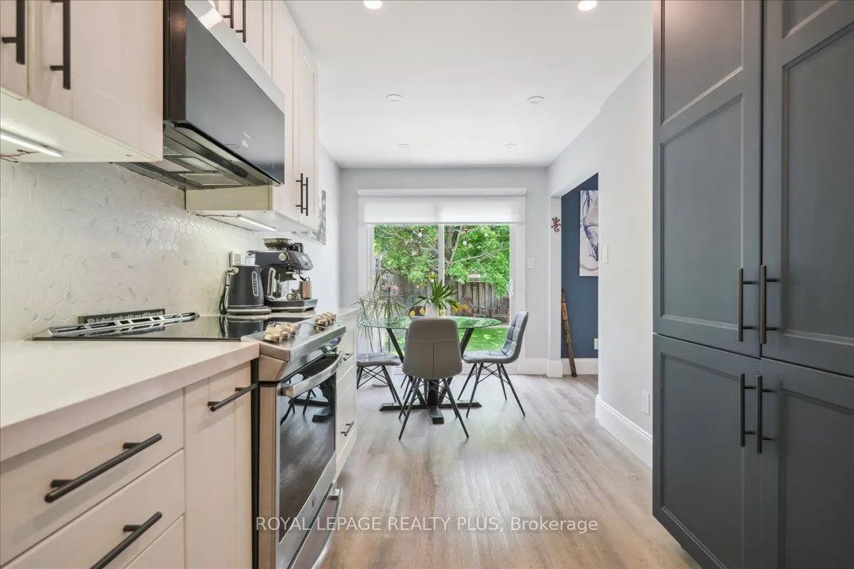 284 Rimmington Drive, ON L6H 3N5