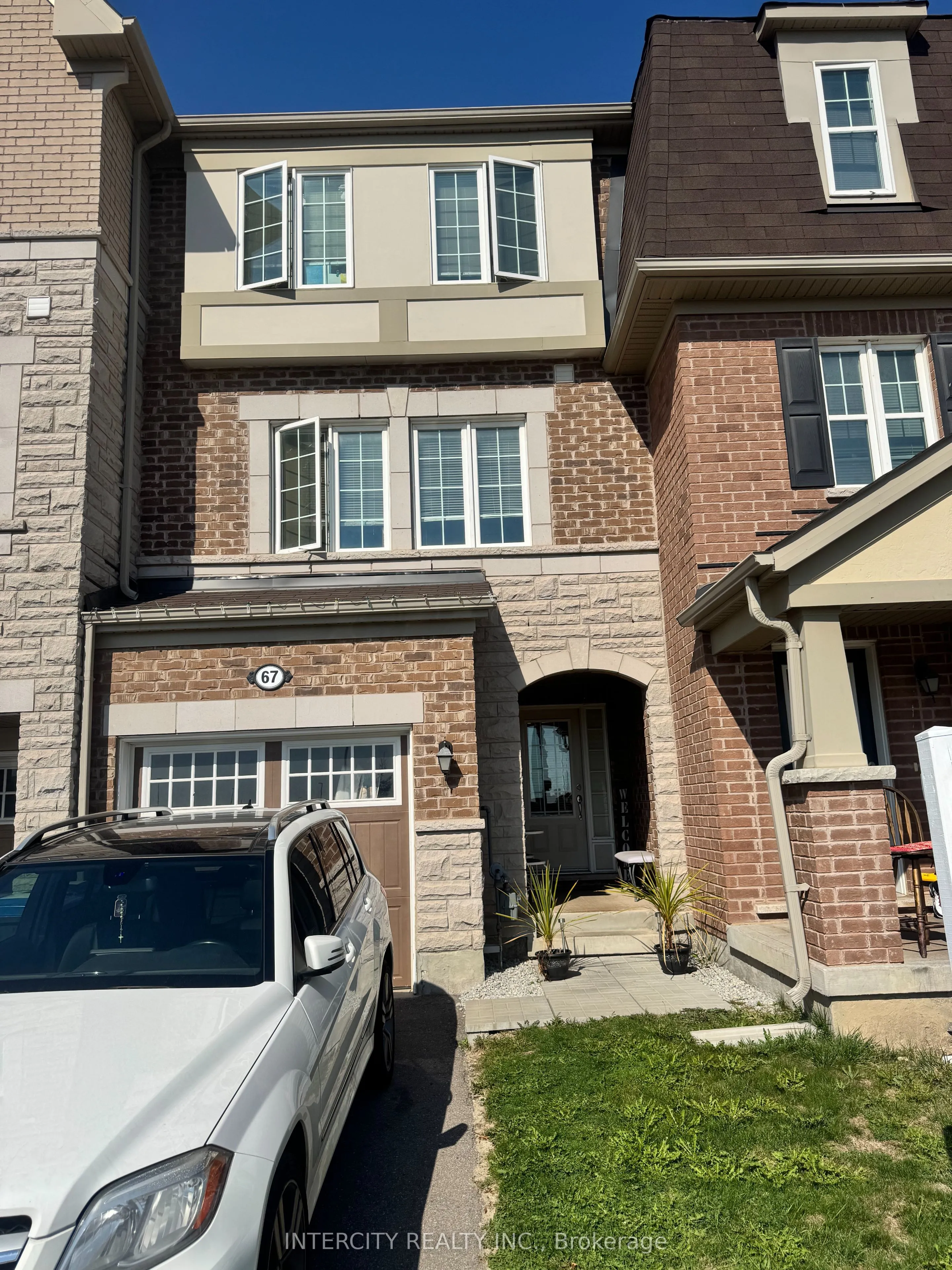 67 Baycliffe Crescent, ON L7A 0S5