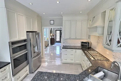 70 Colonel Bertram Road, ON L6Z 4T6