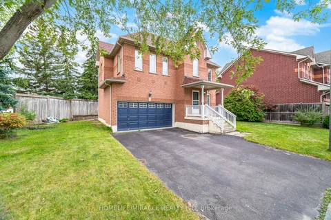 7064 Walworth Court, ON L5N 7L4