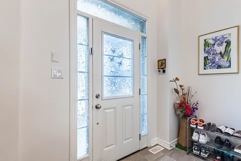 1157 Restivo Lane, ON L9T 2X5