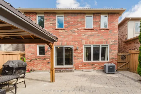 926 Whewell Trail, ON L9T 8C7