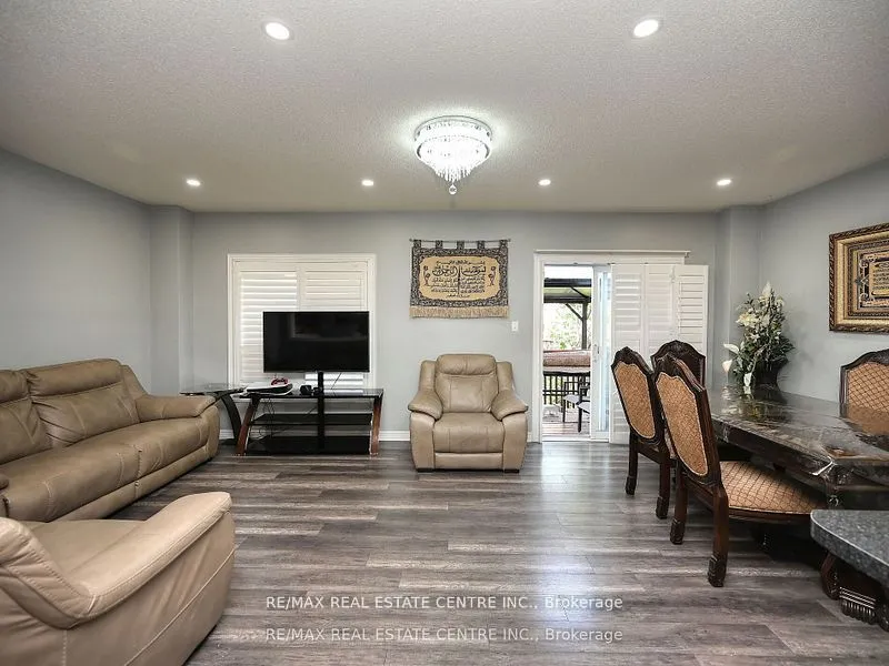 1162 Tupper Drive, ON L9T 6T4