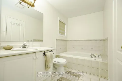 20 Culture Crescent, ON L6X 4V4