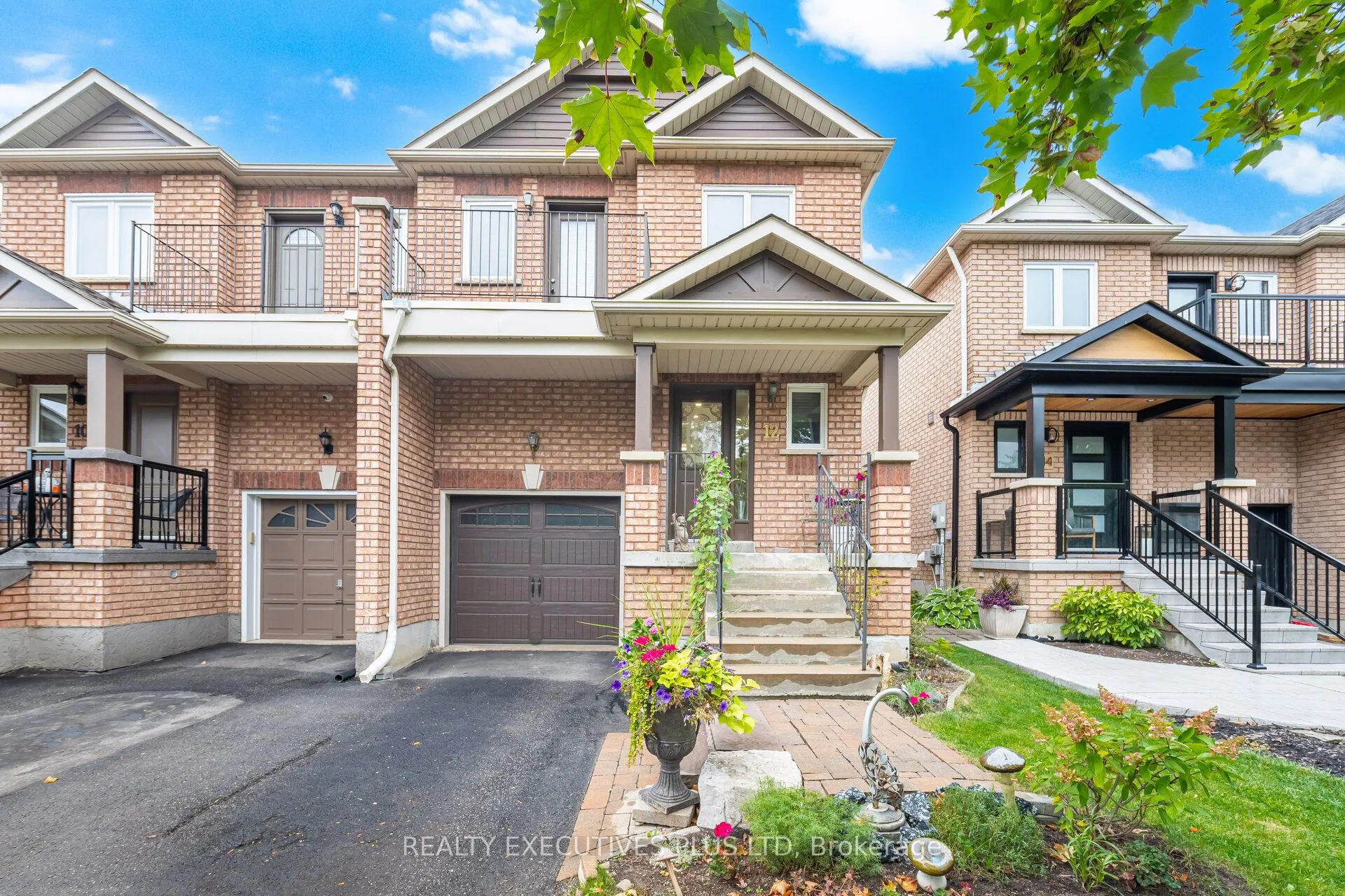 12 Manorwood Court, ON L7E 2S9