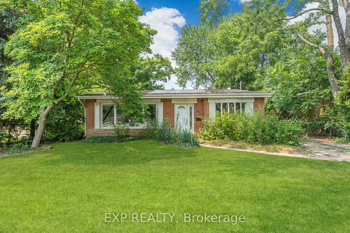 611 Pinegrove Road, ON L6K 2C5