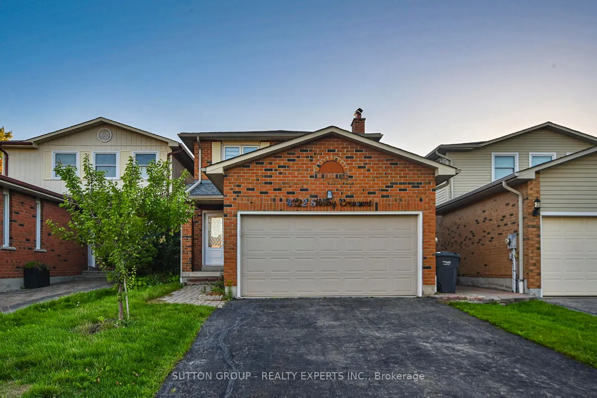 4322 Shelby Crescent, ON L4W 3T3