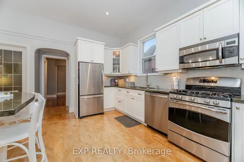 51 Chapel Street, ON L6W 2H5