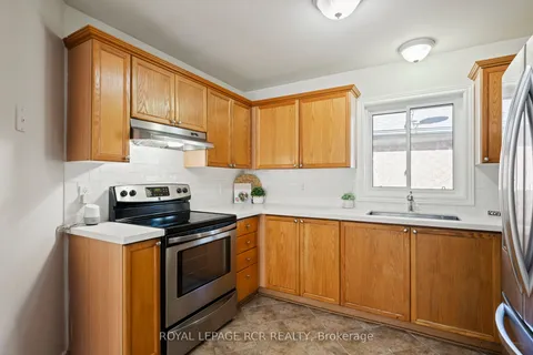 60 Colbourne Crescent, ON L9W 5A7