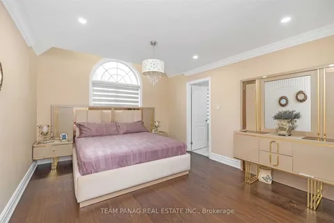 73 Louvain Drive, ON L6P 1Y9