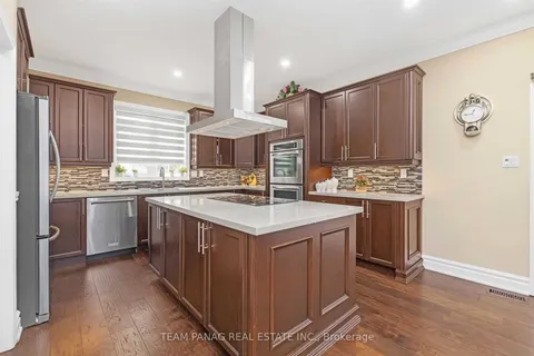 73 Louvain Drive, ON L6P 1Y9