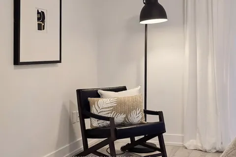 3 Elsie Lane, ON M6P 0B8