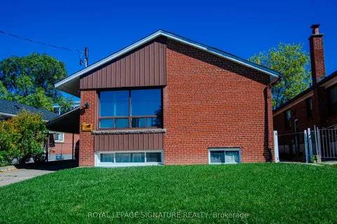 11 Blaydon Avenue, ON M3M 2C9