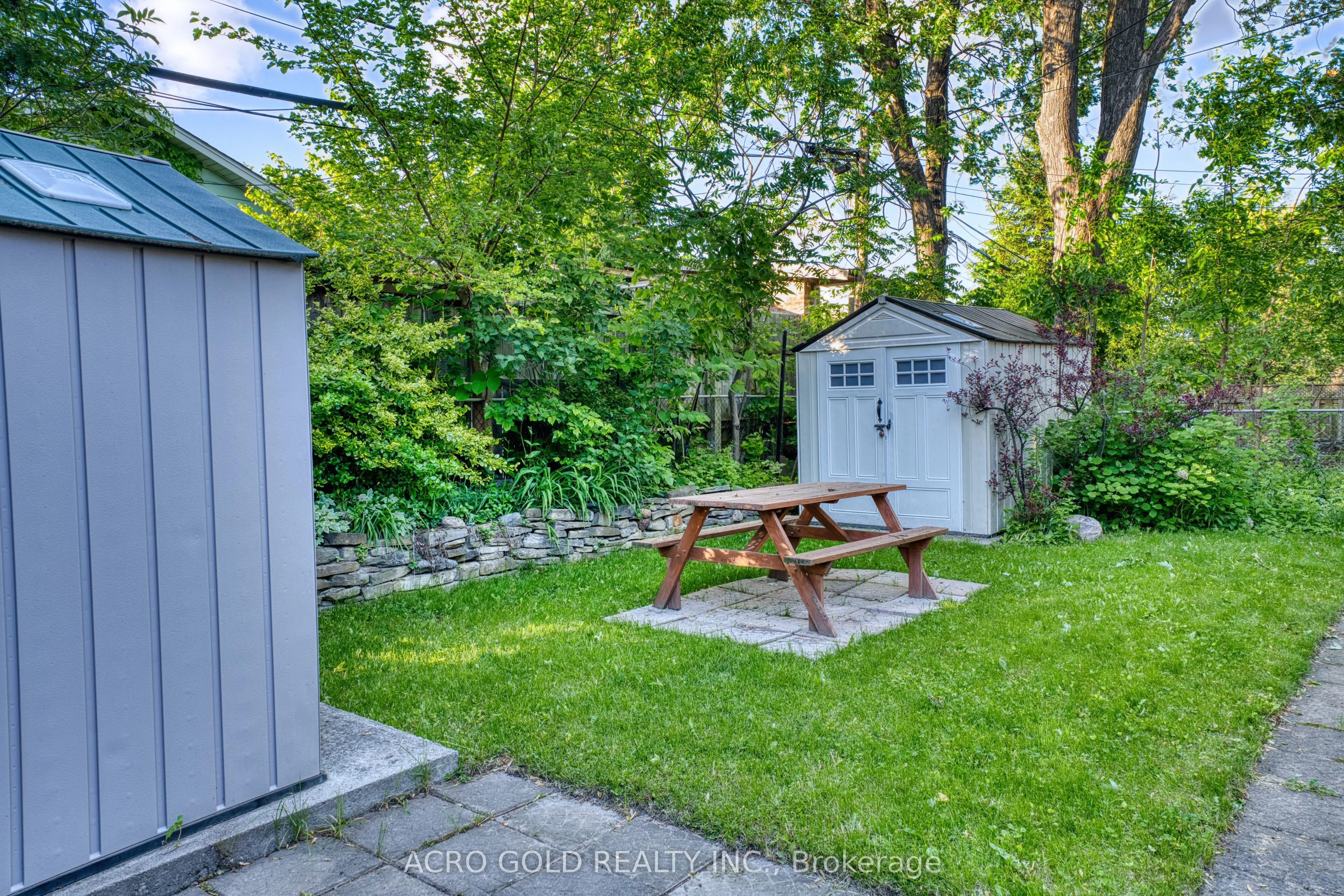 10 Kennebec Crescent, ON M9W 2R7