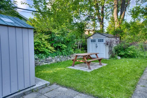 10 Kennebec Crescent, ON M9W 2R7