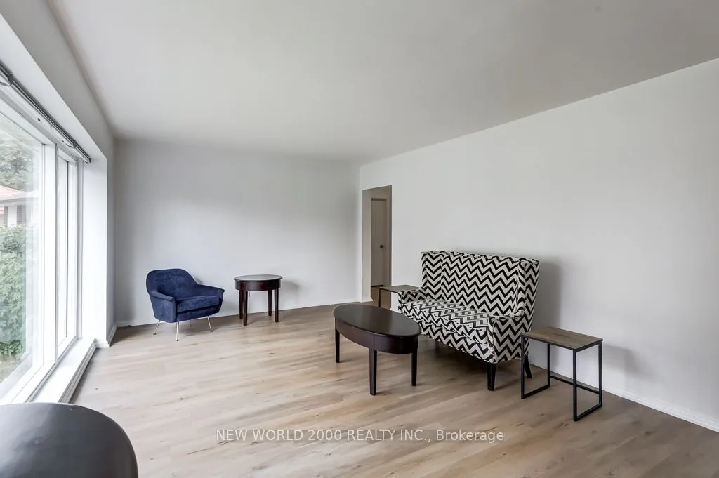 21 Restever Gate, ON M9W 4B8