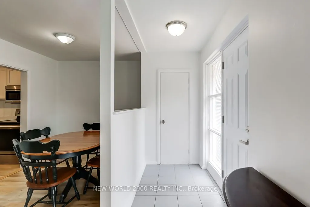 21 Restever Gate, ON M9W 4B8