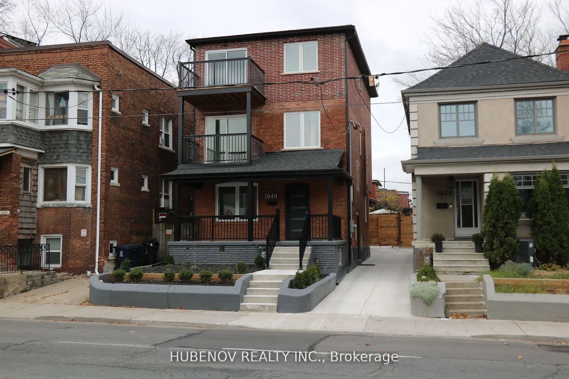 1640 Dufferin Street, ON M6H 3L8