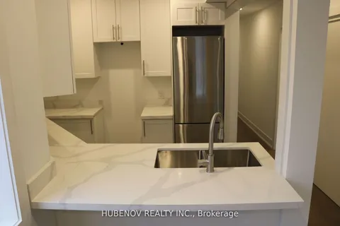 1640 Dufferin Street, ON M6H 3L8