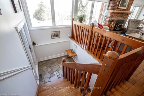 5086 Walkers Line, ON L7M 0R1