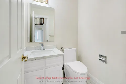 2088 Kempton Park Drive, ON L5M 2Y9