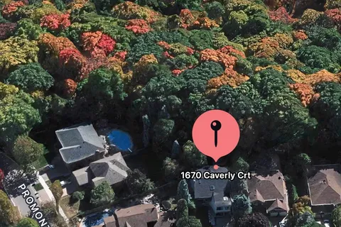 1670 Caverly Court, ON L5L 3L7