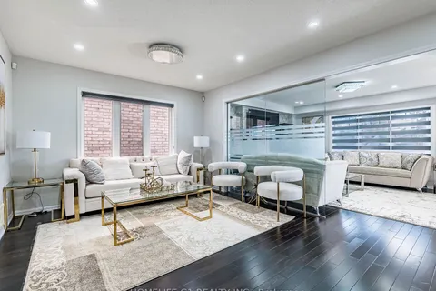 8 Locomotive Crescent, ON L7A 0T7