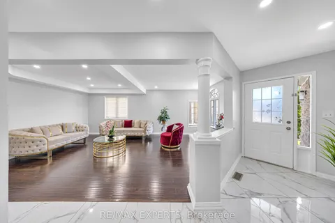 1103 Blueheron Boulevard, ON L5V 2J7