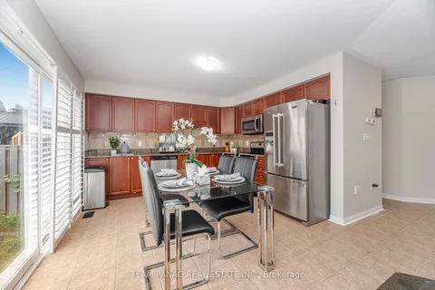 29 Dalia Street, ON L6X 0L2