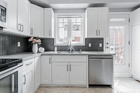 523B Royal York Road, ON M8Y 2S5