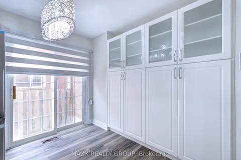 109 Woodsend Run, ON L6Y 4H7